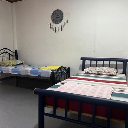 Helena Hostel กาลี ภายนอก รูปภาพ