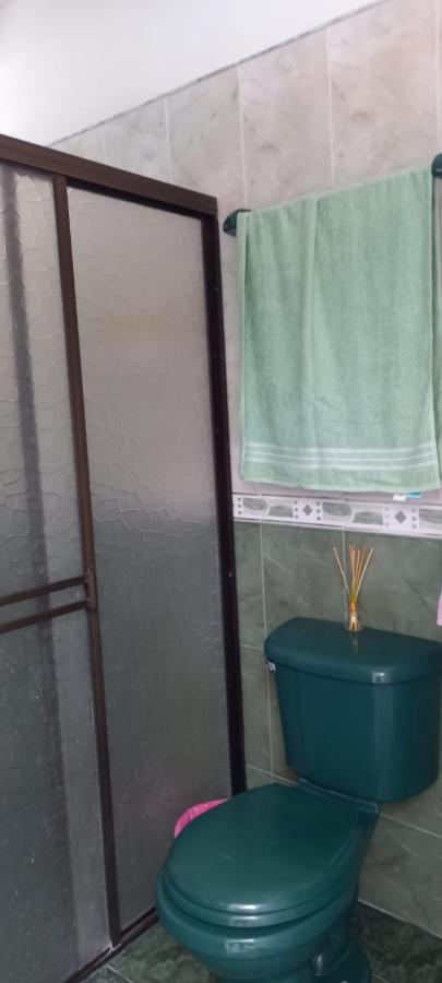 Helena Hostel กาลี ภายนอก รูปภาพ